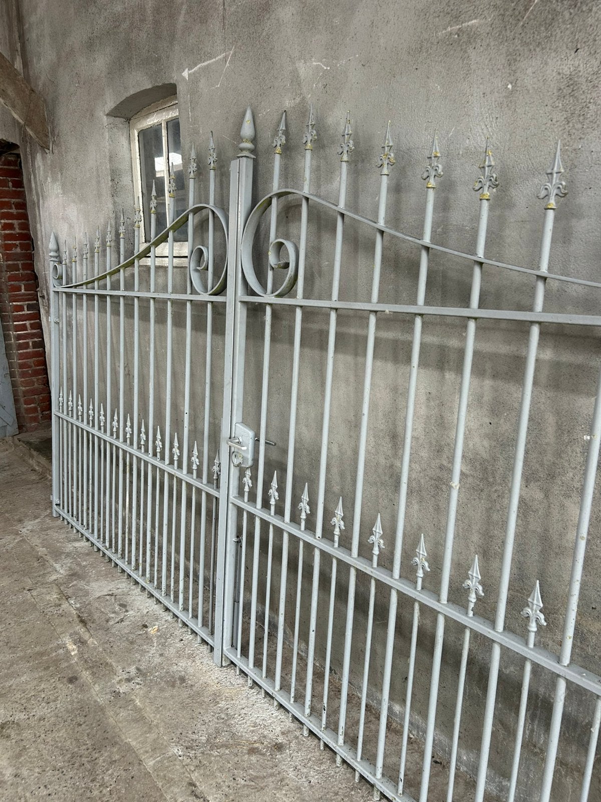 2 x dubbele metalen poorten 4m en 3m75, Tuin en Terras, Ophalen, Gebruikt, IJzer