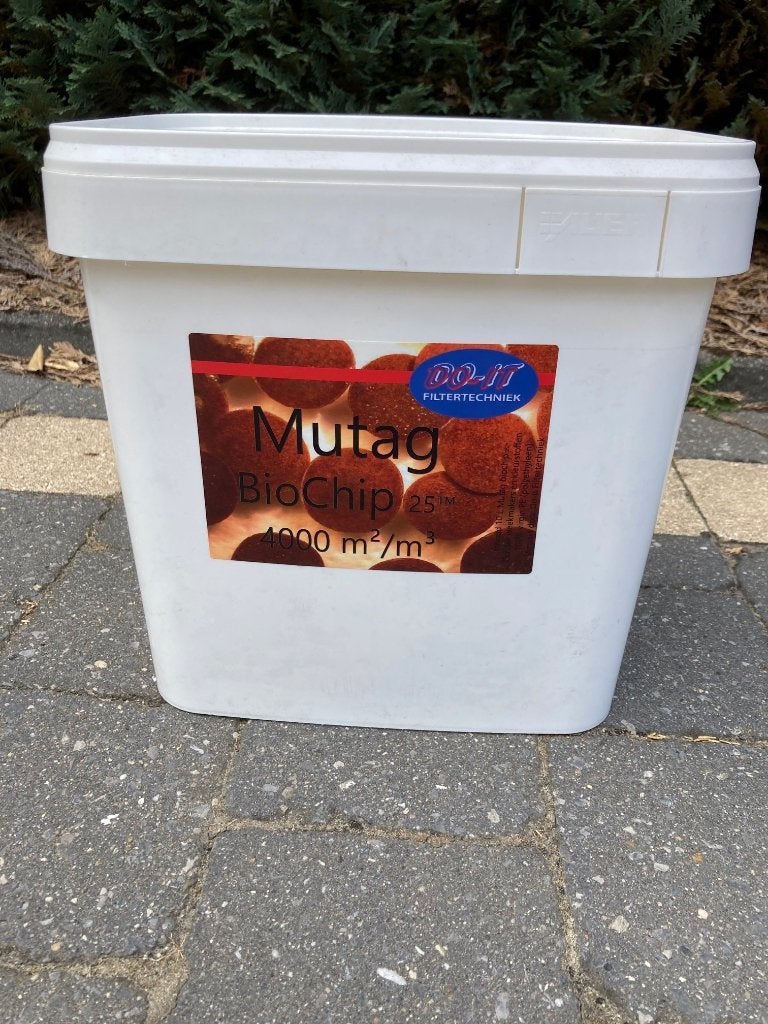 Mutag biochip 25 - 10 liter, Jardin & Terrasse, Accessoires pour étangs, Enlèvement, Neuf, Autres types