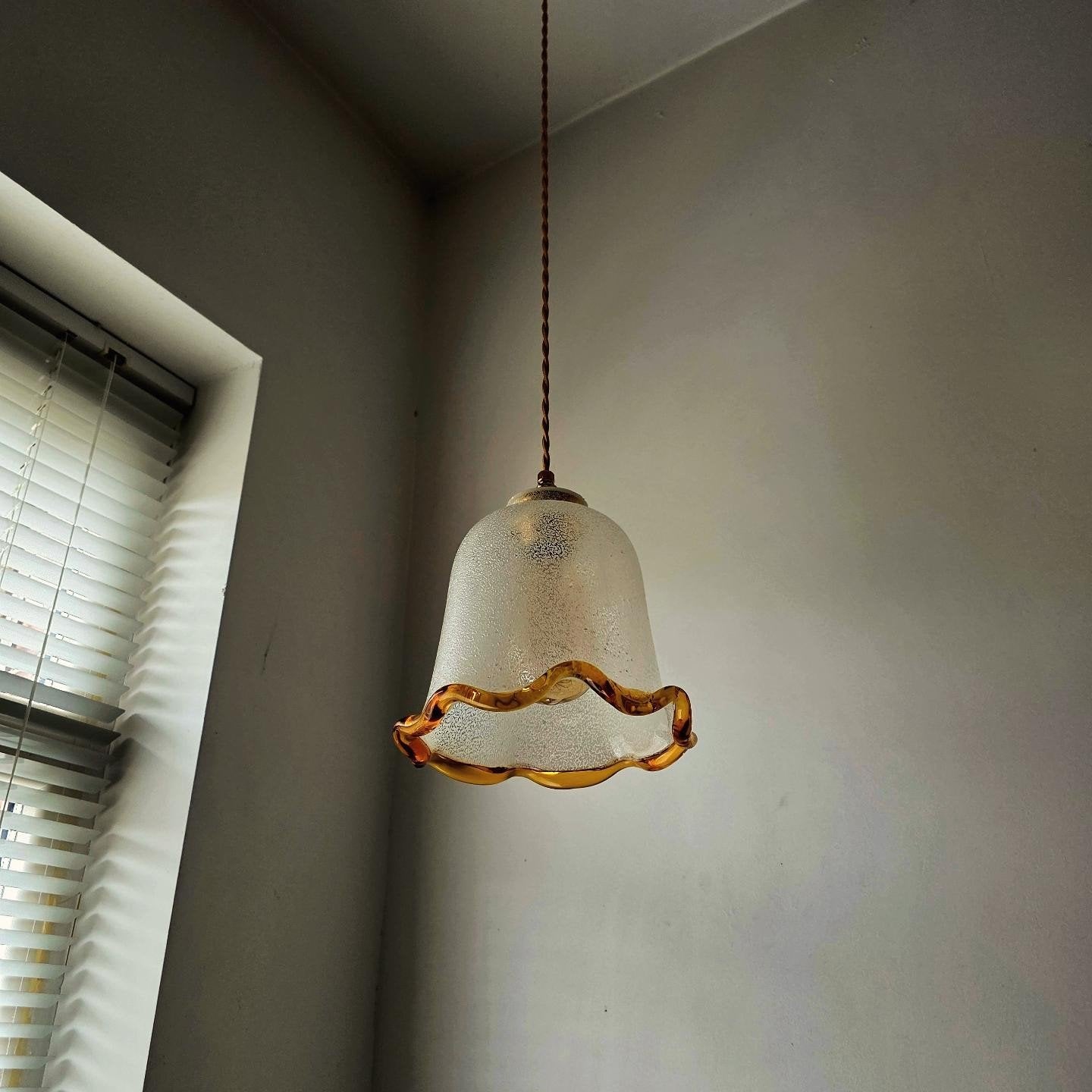 Vintage mondgeblazen tulpvormige glazen hanglampen. 3 stuks!, Ophalen of Verzenden