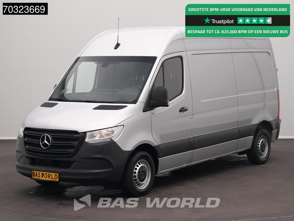 Mercedes Sprinter 215 CDI Automaat 150pk L2H2 MBUX Camera Ai, Auto's, Bestelwagens en Lichte vracht, Automaat, Stof, Gebruikt