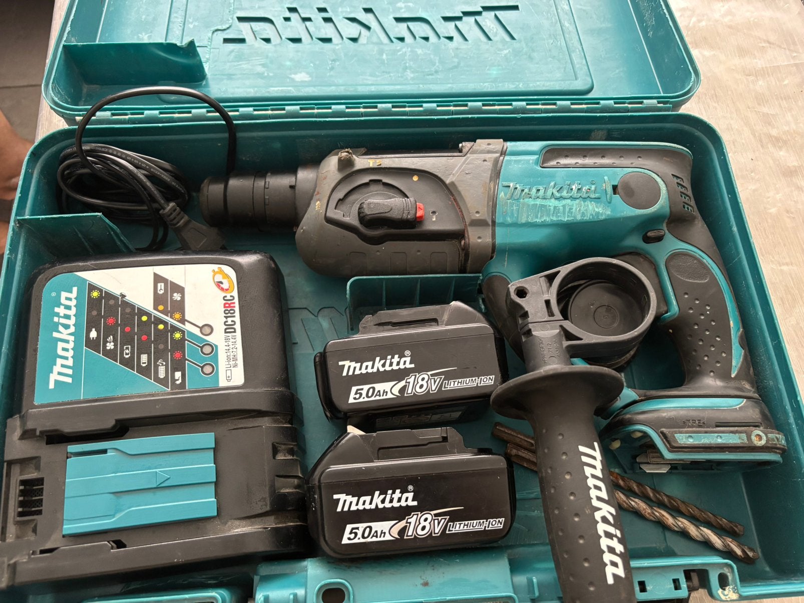 Makita BHR 202 Marteau combiné sans fil 18 V avec 2 batterie, Bricolage & Construction, Enlèvement, Utilisé