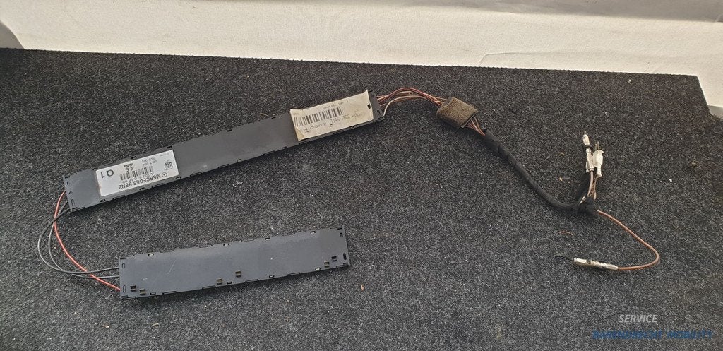Aerial Antenne sleutel Radio W203 W209 C-klasse A2038701689, Auto-onderdelen, Gebruikt, Mercedes-Benz AG, Mercedes-Benz, Mercedesstrasse 120
70372  Stuttgart, DE