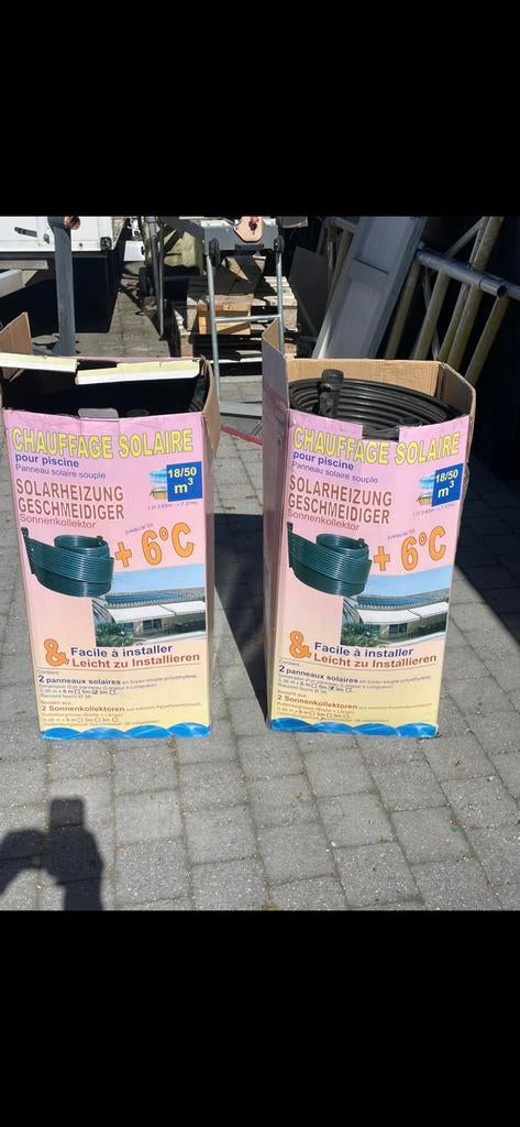 Zonnematten en intex pomp, Ophalen, Zo goed als nieuw