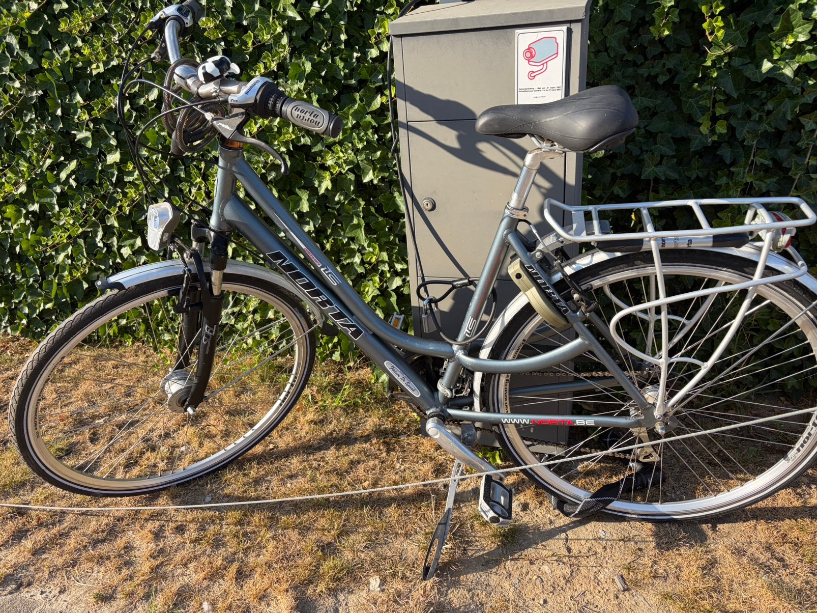 Damesfiets Norta, Fietsen en Brommers, Ophalen, Gebruikt, Velgrem, Versnellingen