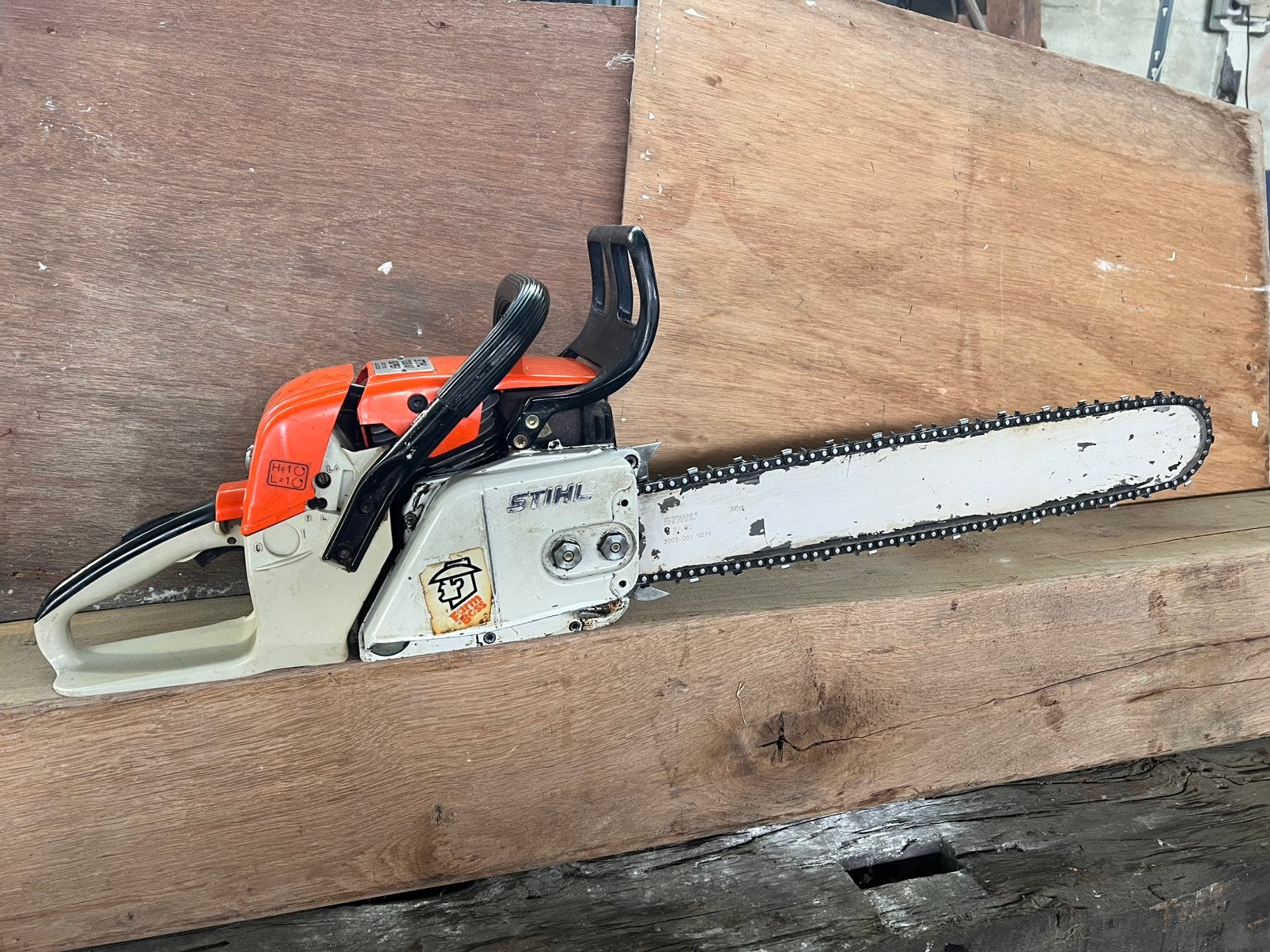 Stihl 038 av super ”farmboss” in zeer goede staat, Bricolage & Construction, Enlèvement ou Envoi, Tronçonneuse, 1200 watts ou plus