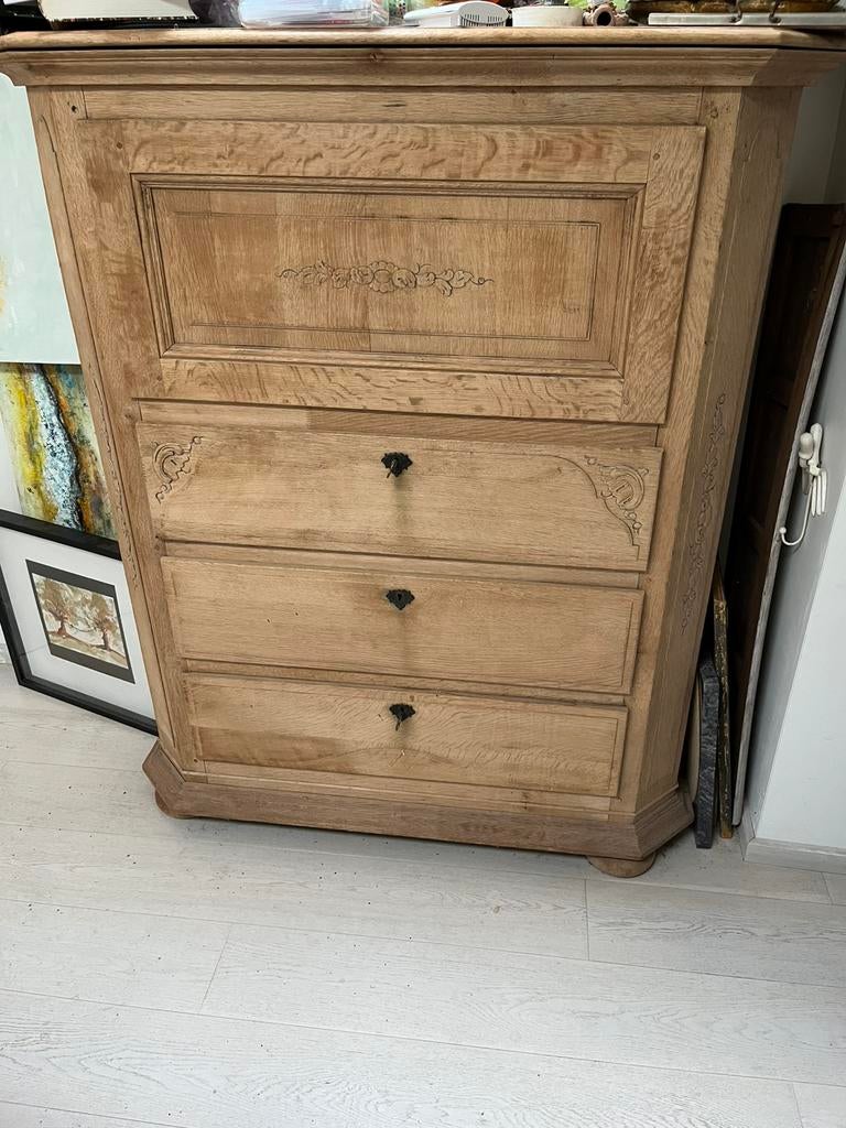 Oude Antiek kast in vol hout, Huis en Inrichting, Ophalen, Zo goed als nieuw
