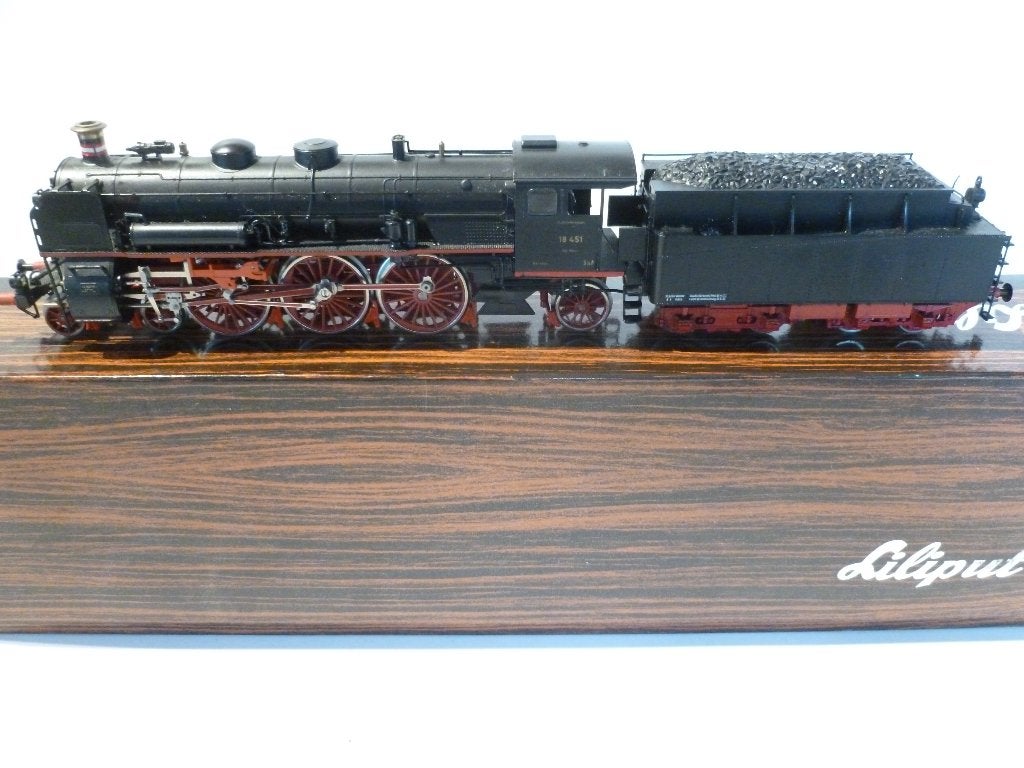 TRAINS HO, Enlèvement ou Envoi, Comme neuf, Courant continu, Locomotive