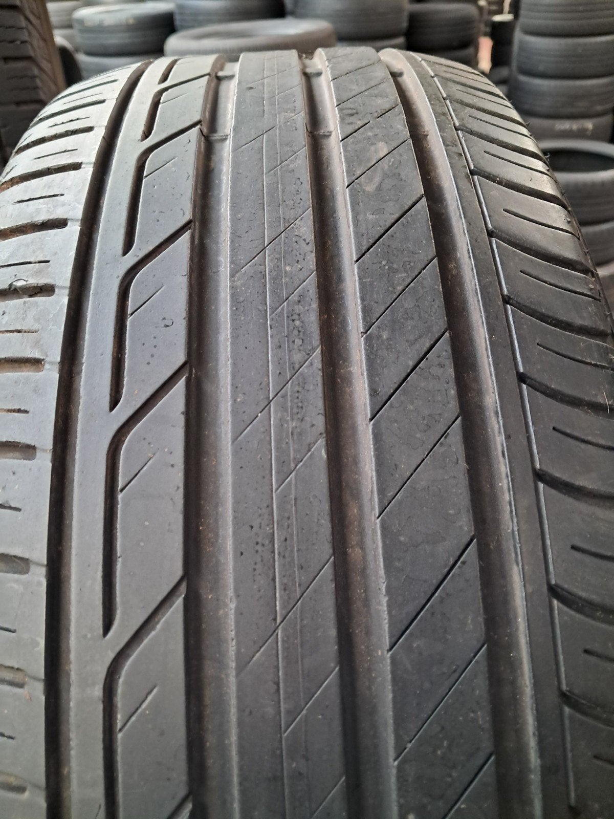 21550r18 215 50 r18 215/50/r18 BRIDGESTONE avec montage