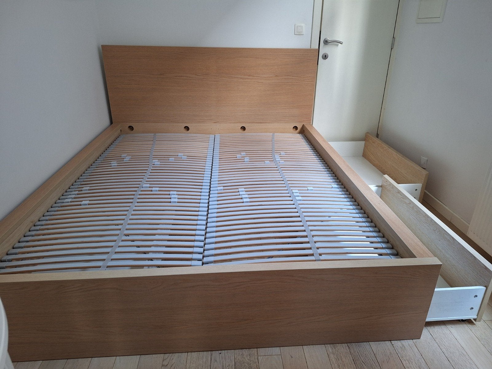 Skorva bed ikea, 160cm breed 200cm lang, 4 schuiven, Huis en Inrichting, Slaapkamer | Bedden, Ophalen
