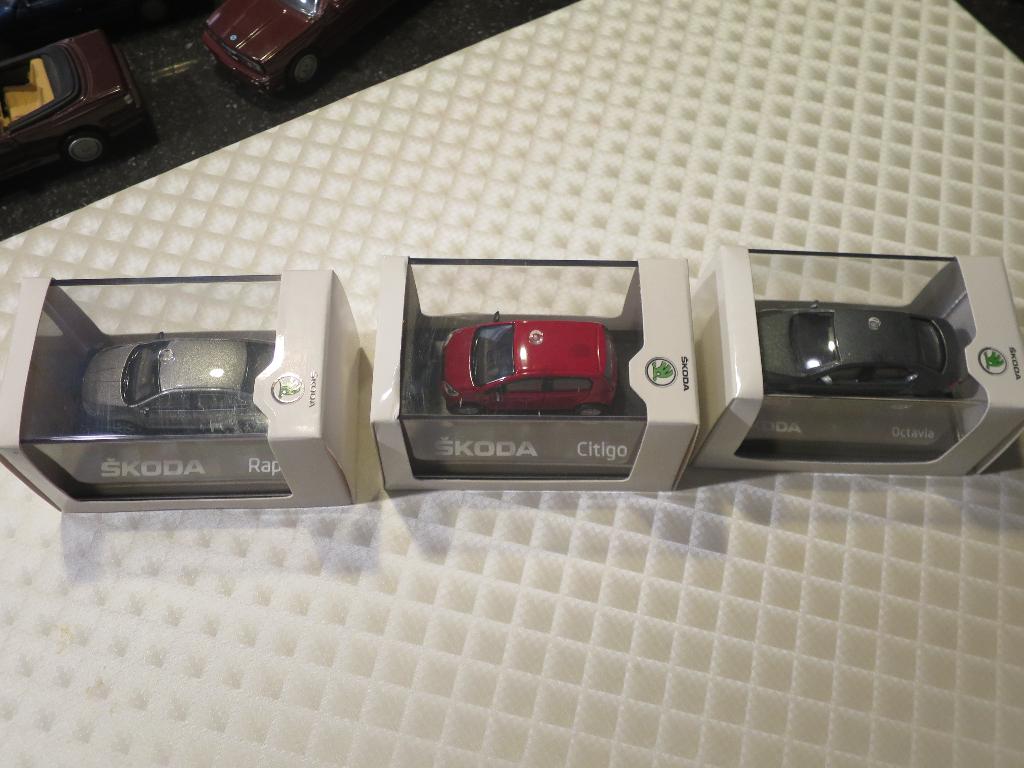 3 Schaalmodellen van de Skoda modellen, Verzamelen, Ophalen of Verzenden, Nieuw, Auto's