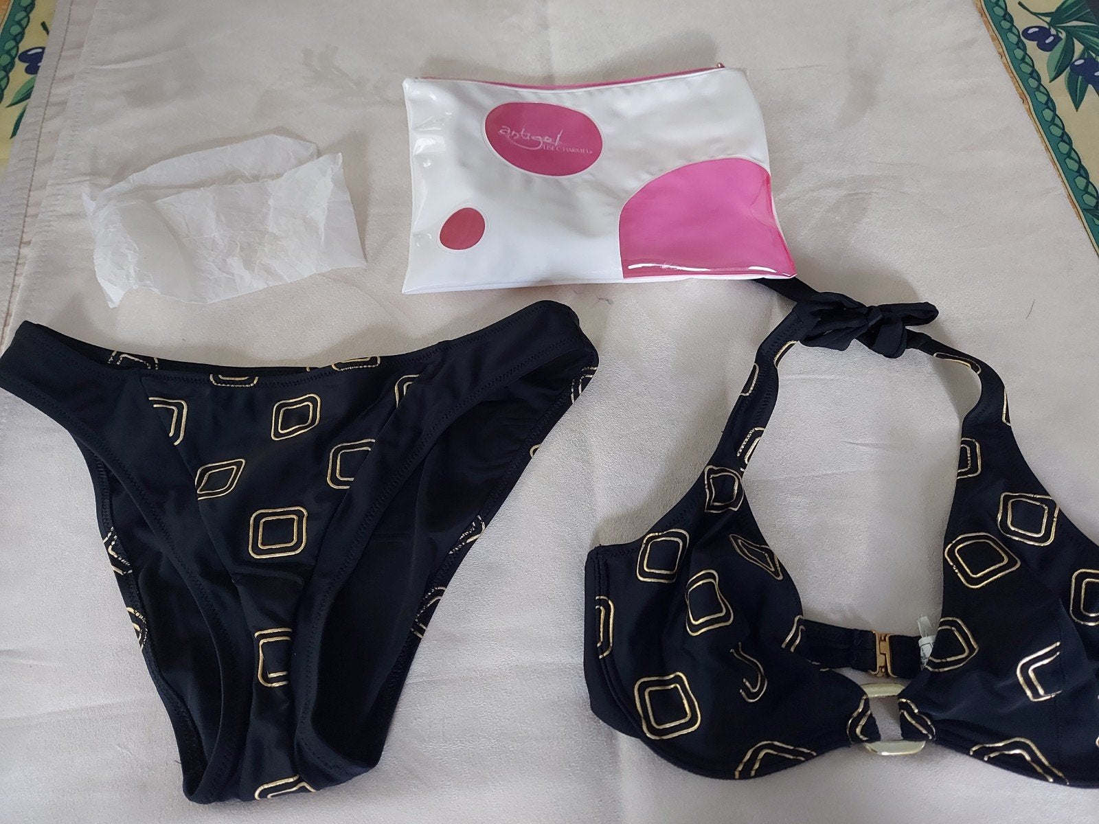 Bikini Antigel Taille M/L, Enlèvement ou Envoi, Noir