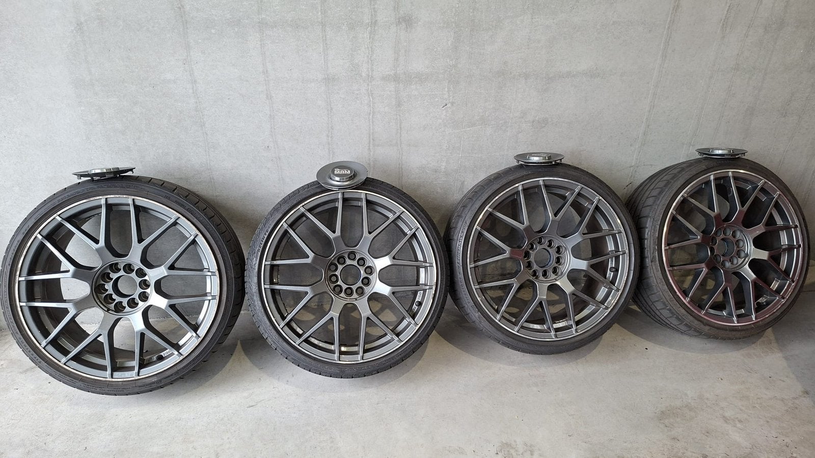 Jantes MAM 18 pouces (215/35R18), Autos : Pièces & Accessoires, 215 mm, Véhicule de tourisme, Pneus été, 18 pouces
