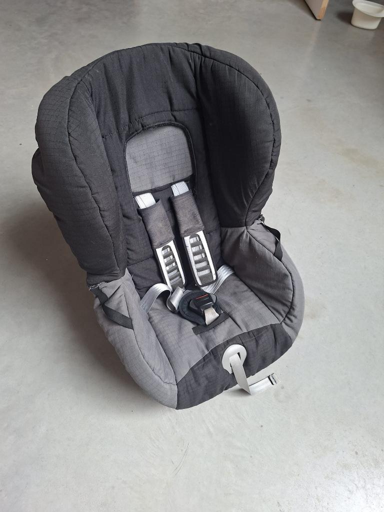 Autostoel 9-18 kg met isofix, Ophalen, Romer, Autogordel of Isofix, Gebruikt