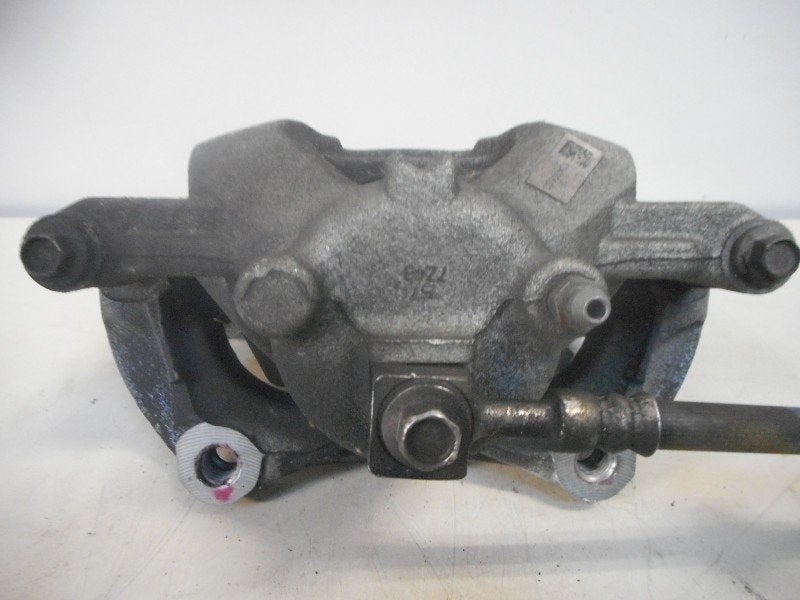 REMKLAUW RECHTS VOOR Opel Zafira Tourer (P12) (13430603), Gebruikt, Opel, Opel Automobile GmbH, Kontakt-opel@opel.com