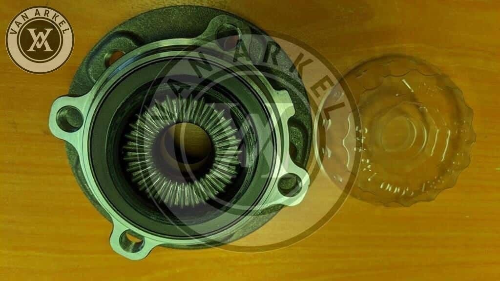 Bmw 2 i X Serie F45 F46 i01 i12 F48 Wielnaaf met lager 68744, -, Utilisé, -, Enlèvement ou Envoi