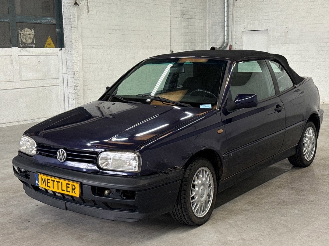 Volkswagen Golf Cabriolet 1.8, Auto's, Oldtimers, Voorwielaandrijving, 4 zetels, 75 pk, Cabriolet