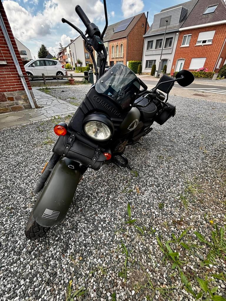 Een Renegade 125, Motoren, 2 cilinders, Occasion, Chopper, Bedrijf