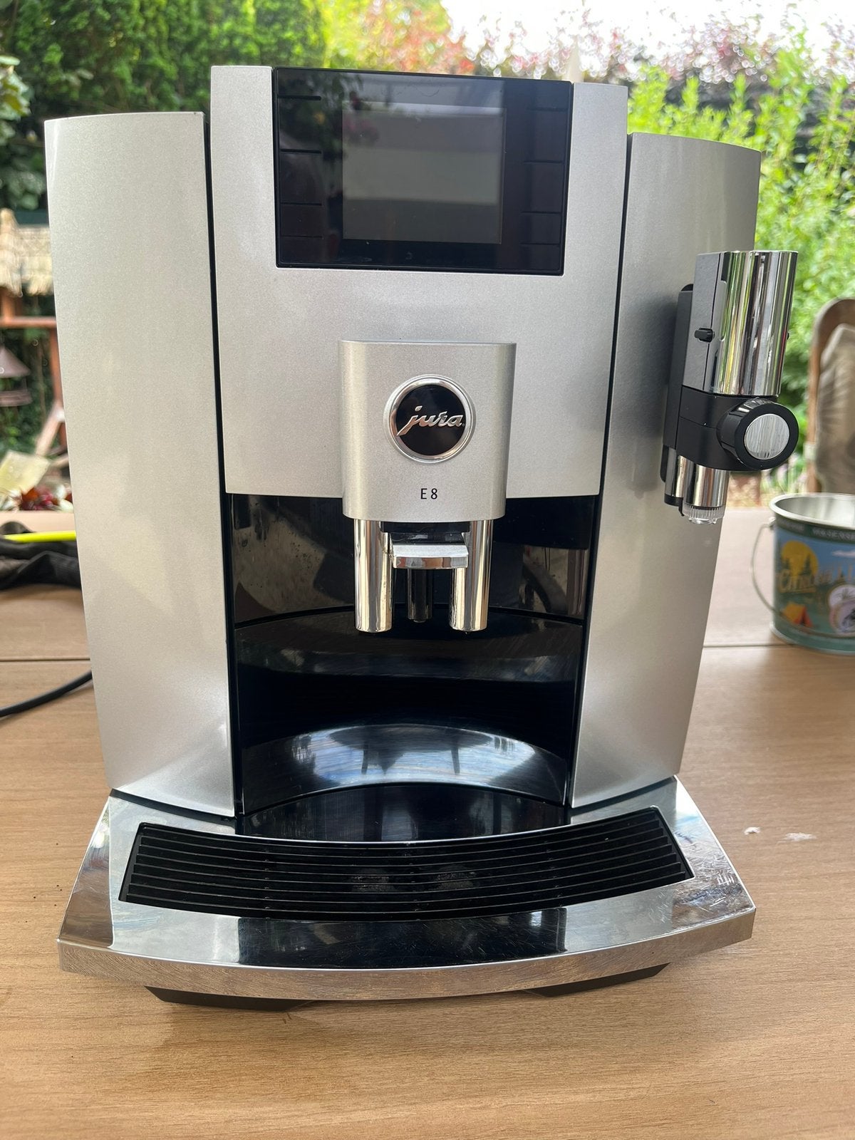 Expresso - koffiemachien Jura E8 te koop, Ophalen, Afneembaar waterreservoir, Gebruikt, Espresso apparaat