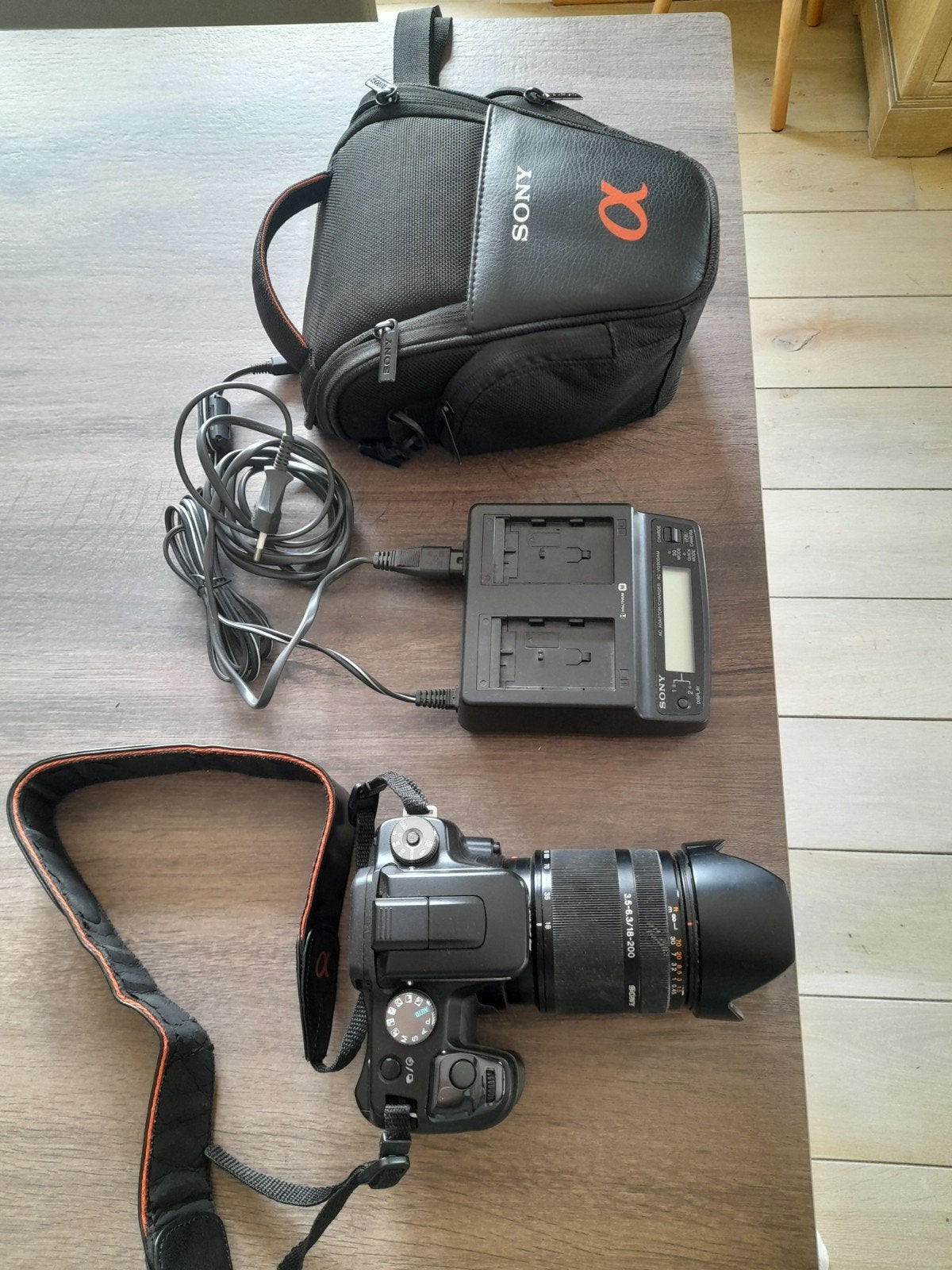 Appareil photo reflex Sony SLR A100, TV, Hi-fi & Vidéo, Enlèvement, Caméra