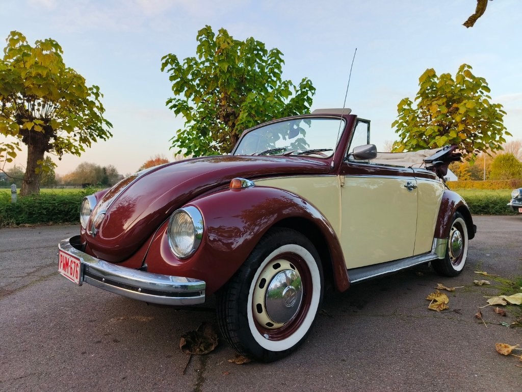 Volkswagen Beetle Cabriolet 1303 1971, Autos, Oldtimers & Ancêtres, Particulier, Volkswagen, Essence, Cabriolet, 2 portes, Boîte manuelle