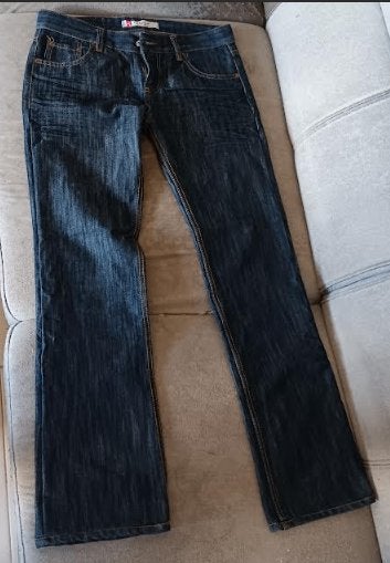 Jean Levis 557 ' Eve Straight fit ' W31/L32, Kleding | Heren, Spijkerbroeken en Jeans, Ophalen of Verzenden, Gedragen, Blauw, W36 - W38 (confectie 52/54)