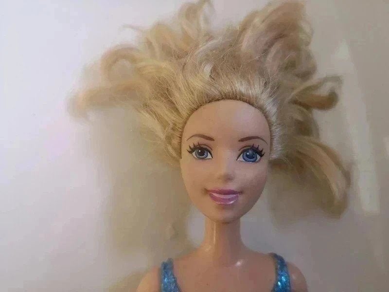 Barbie pop, Kinderen en Baby's, Speelgoed | Poppen, Ophalen, Gebruikt, Barbie