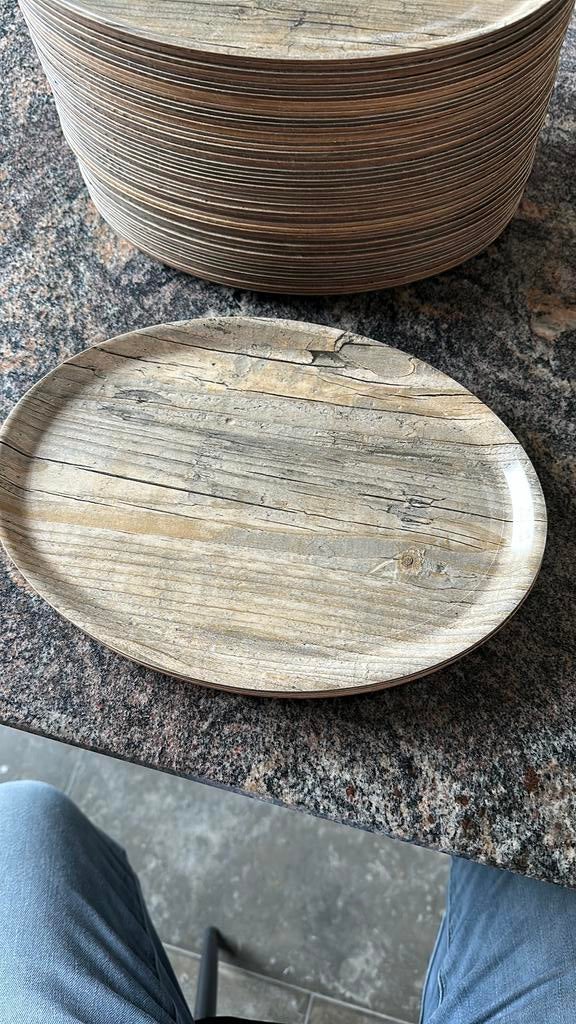 Koffie plateaus, Ophalen