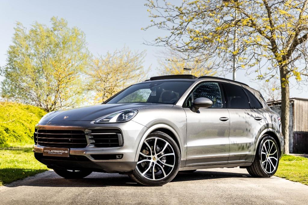 Porsche Cayenne 3.0 V6 * BOSE * Trekhaak * Pano * Camera, Auto's, Porsche, Automaat, Cayenne, 207 g/km, 2995 cc