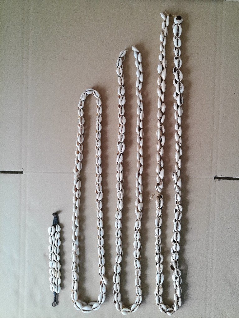 Afrikaanse kauri schelpenketting schelpenkettingen + armband, 68 cm, Wit, Natuurlijk materiaal, Afrika