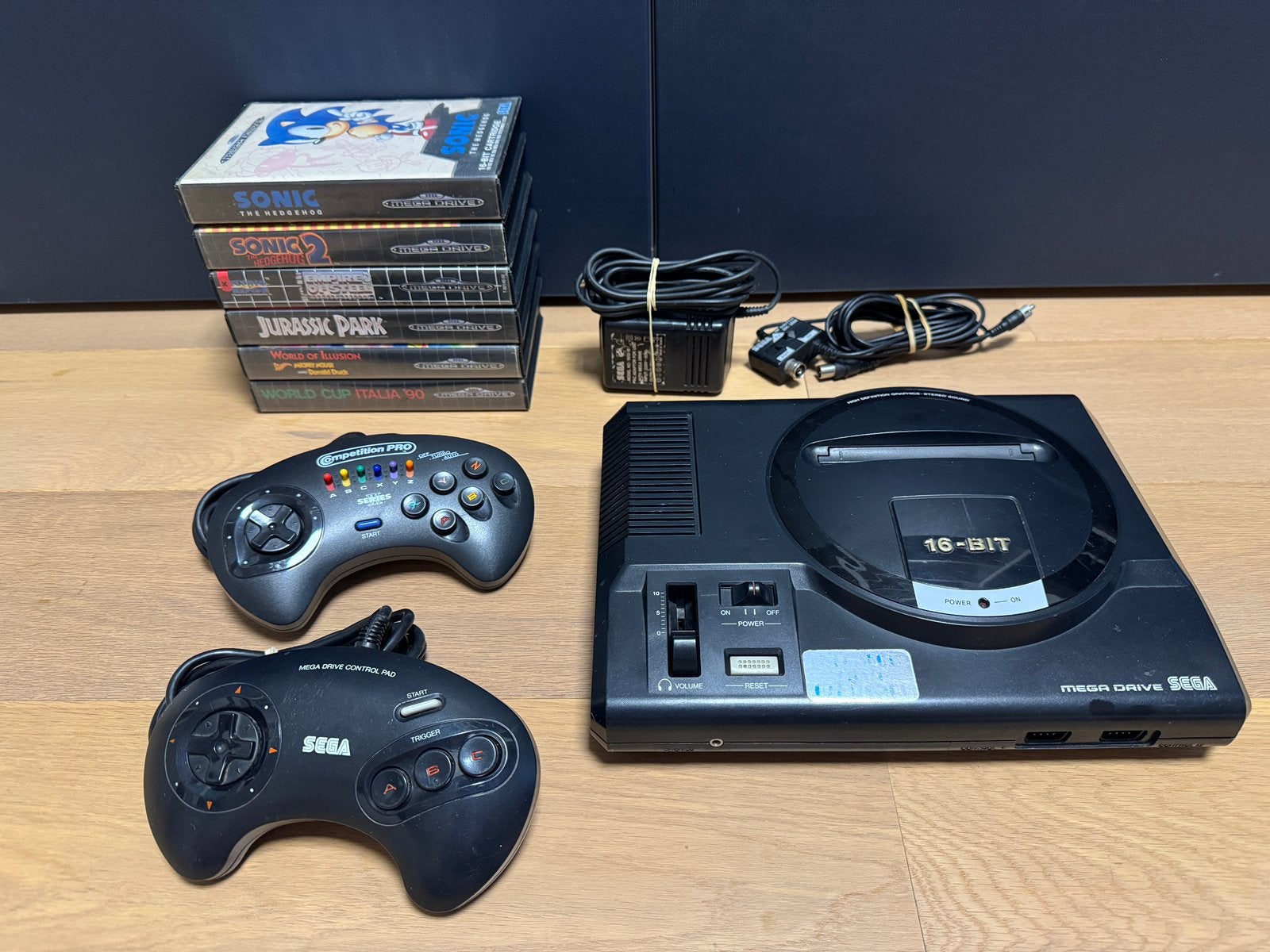 Sega mega drive + 6 spellen, Ophalen, Mega Drive, Met 2 controllers, Gebruikt