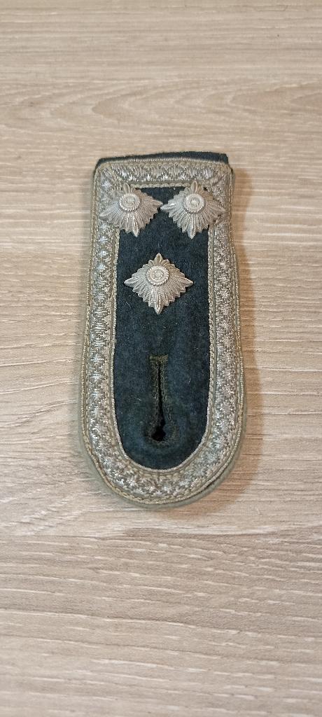 Patte d'épaule Allemande de la Heer de Stabsfeldwebel ww2, Envoi, Armée de terre, Emblème ou Badge