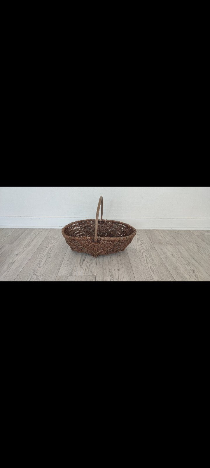 Mandje 15 euro, Ophalen
