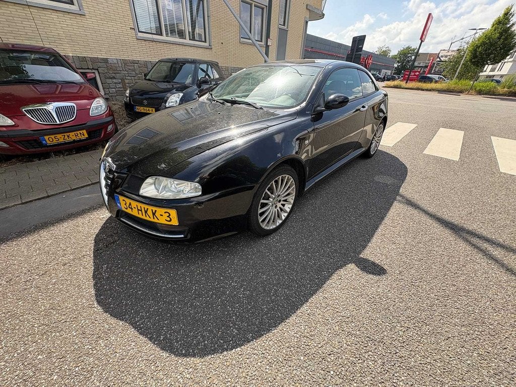 Alfa Romeo - GT - 2.0 JTS Imola - Voiture - 2009, Autos, Achat, Entreprise, Cabriolet, Toit ouvrant