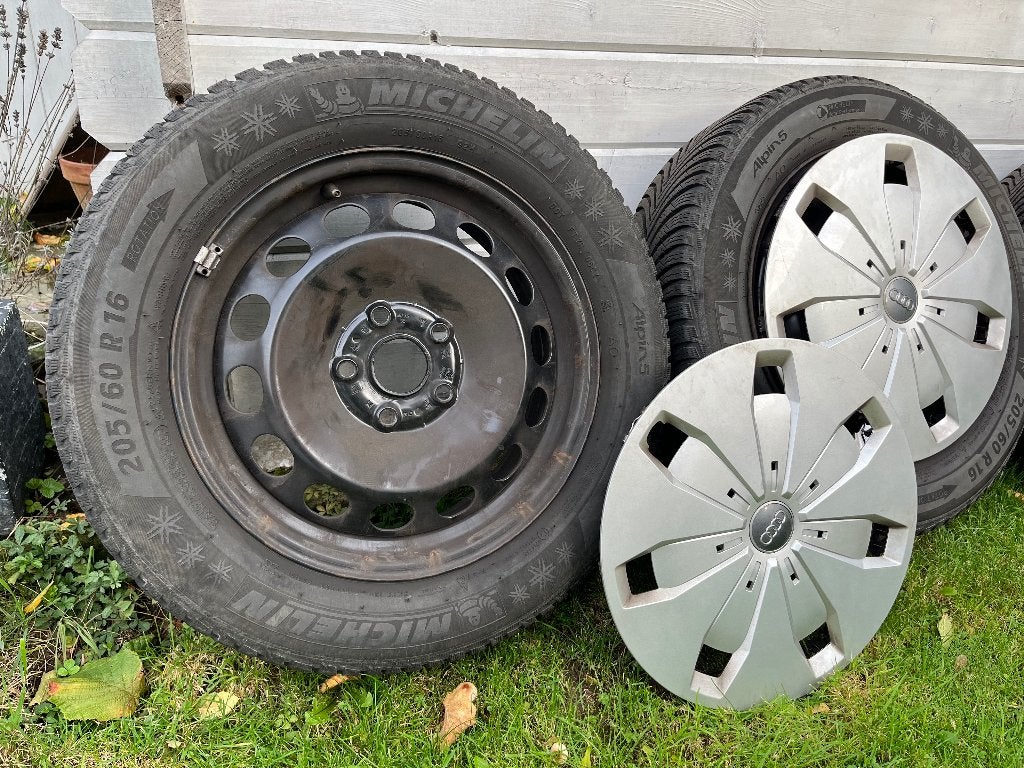 Roues hiver 205-60 R16, Autos : Pièces & Accessoires, Pneus et Jantes, Pneus hiver, 16 pouces, Véhicule de tourisme