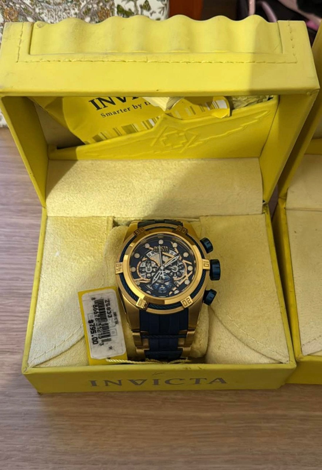 Nieuw horloge invicta, Ophalen, Zo goed als nieuw