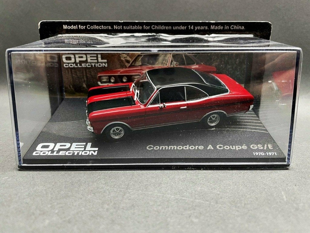 OPEL Commodore Coupé GS/E 1970 1/43 IXO U.H. NEUVE+BOITIER, Enlèvement, Neuf, Voiture, Universal Hobbies