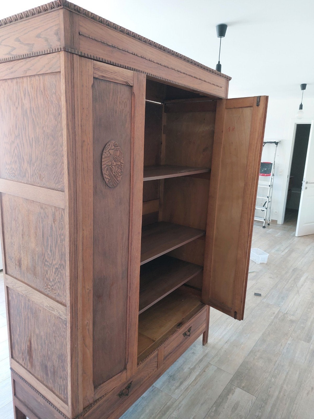 Antieke kast, Huis en Inrichting, Ophalen