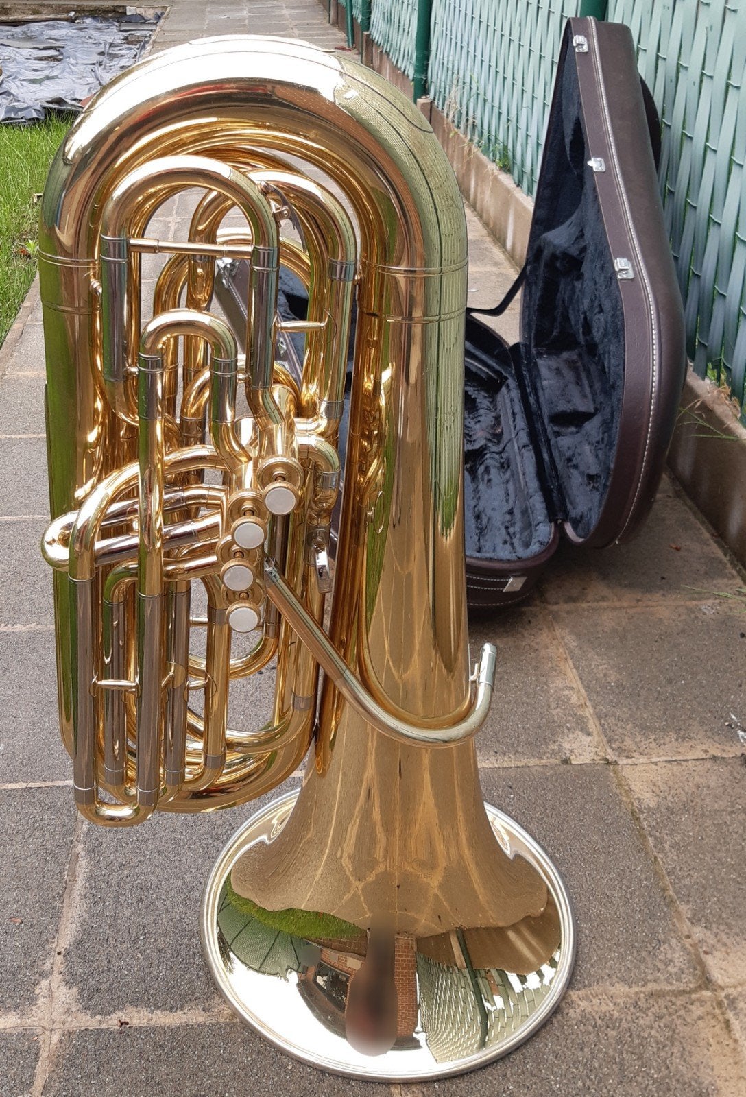 Tuba basse en si bémol Yamaha 621, Enlèvement, Utilisé, Tuba en si bémol, Avec valise ou sac
