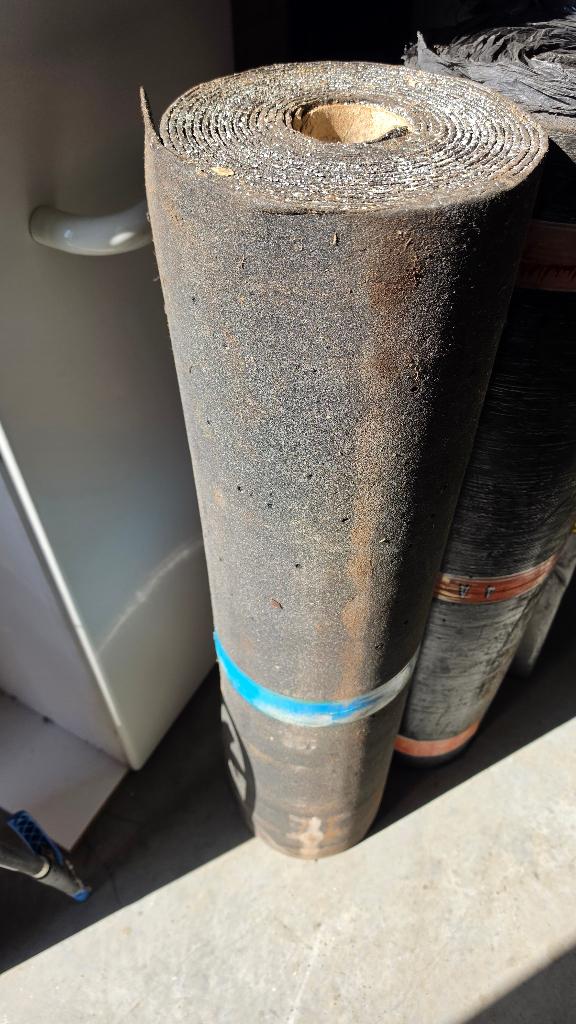 roofing rol nieuw, Enlèvement