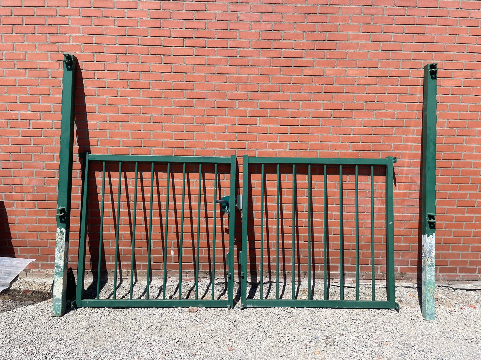 Poort groen alu gelakt. 3.2m op 1.4m, 200 cm ou plus, Portail battant, Aluminium, Comme neuf