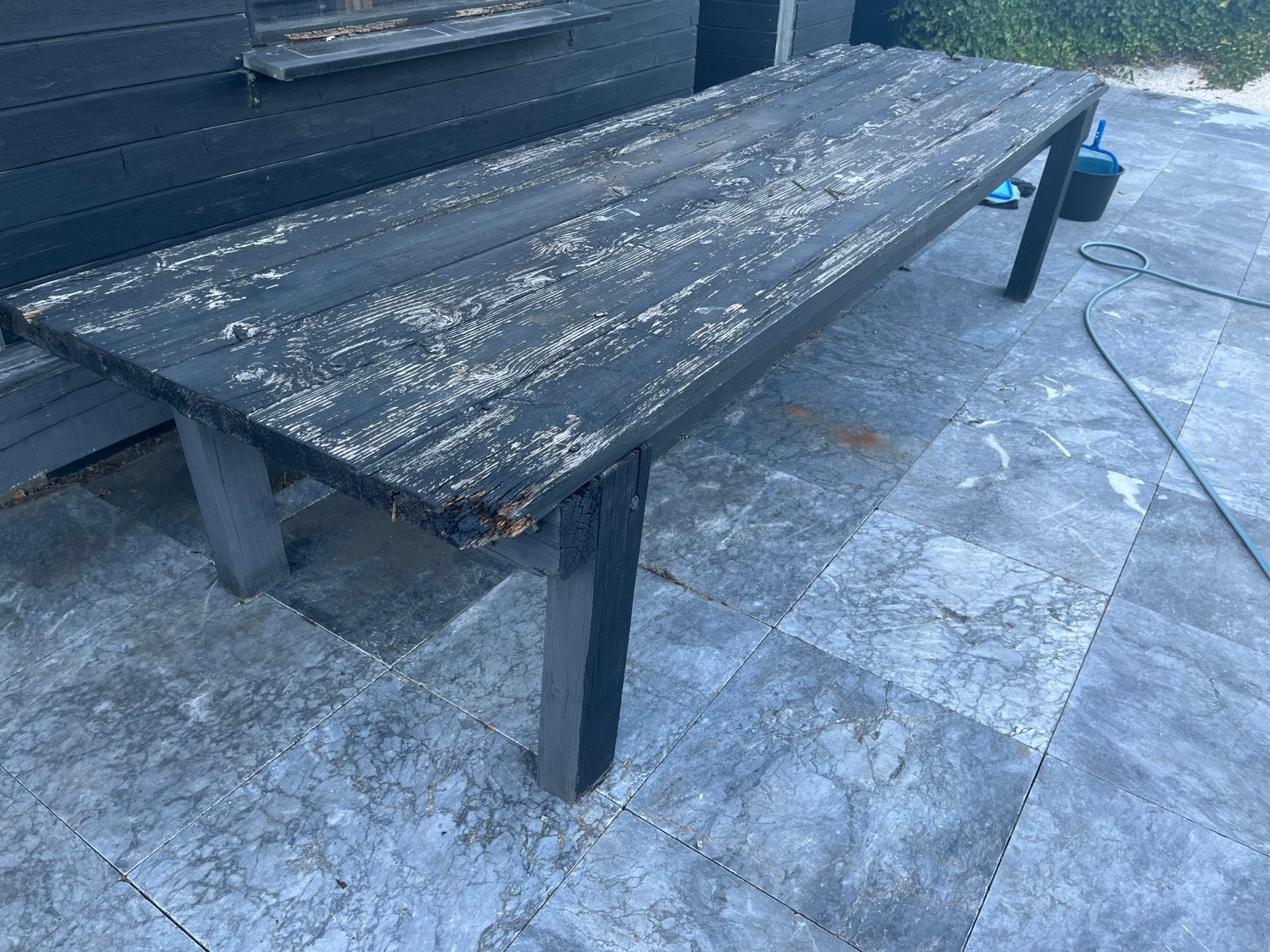 Houten tafel + bank gratis af te halen en af te breken, Ophalen, Zo goed als nieuw