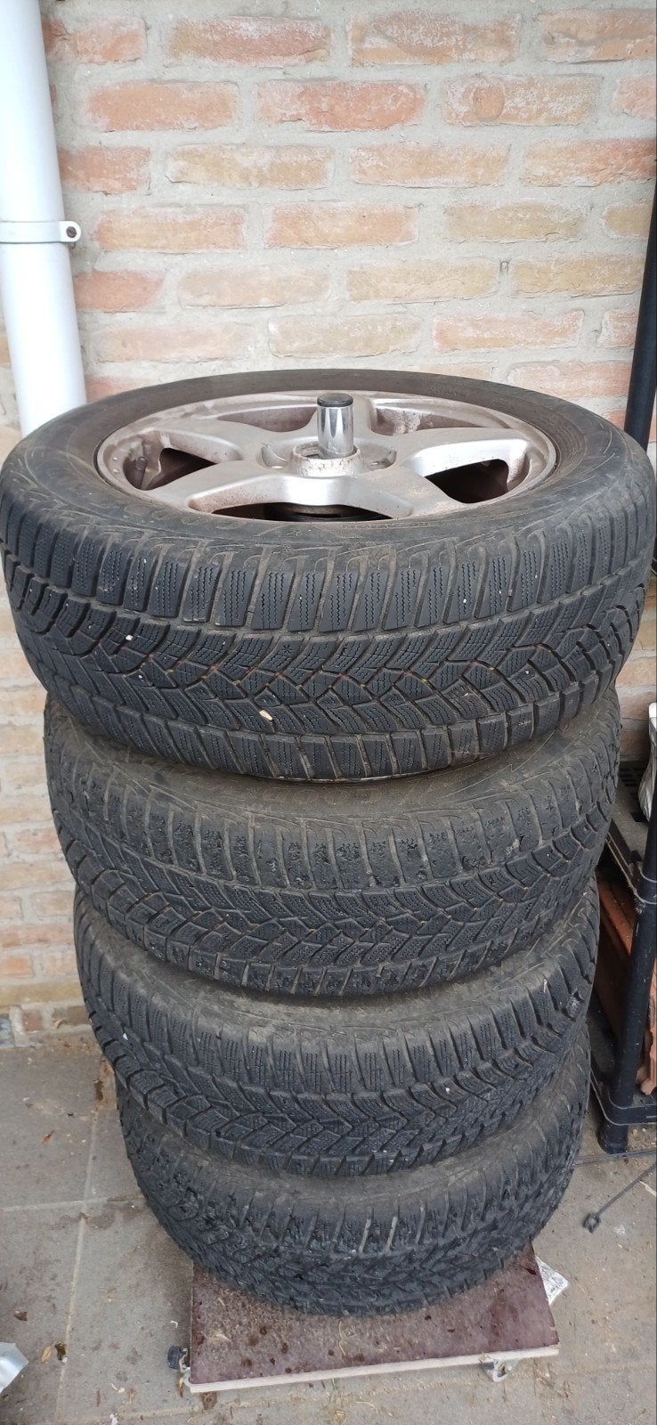 Aluminium velgen met winterbanden Goodyear, Ophalen