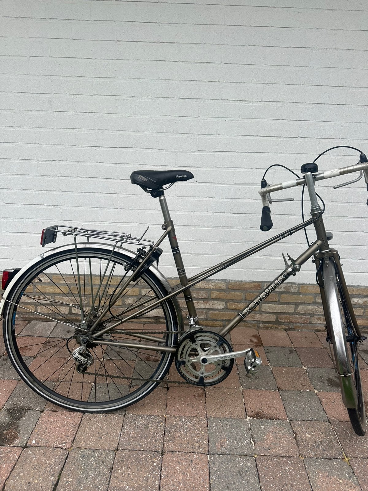 Vélo rétro pour femmes 1980, Enlèvement