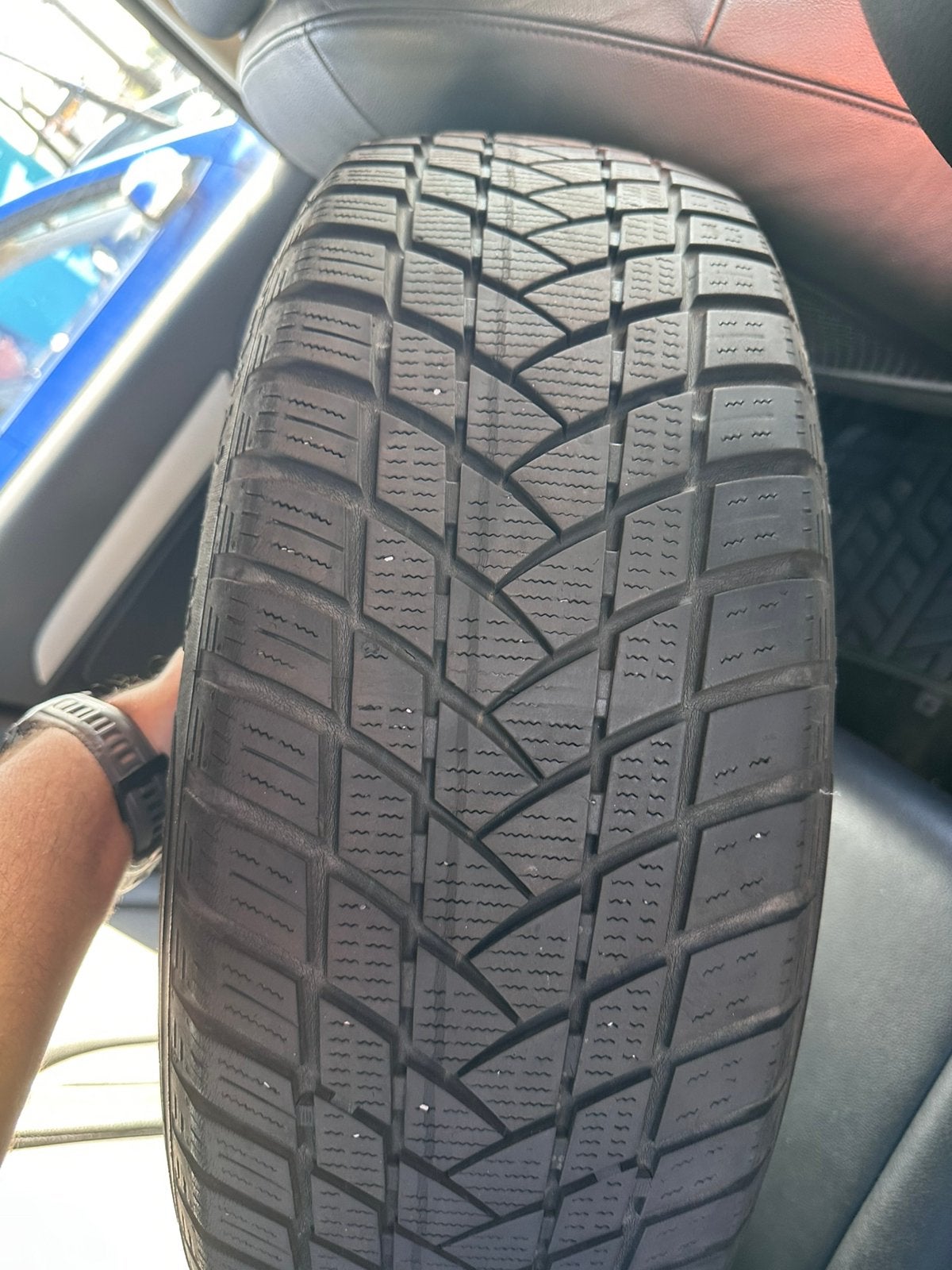 2 pneus hiver GT Radial WinterPro2 215/65 R16 98H – bon état, Autos : Pièces & Accessoires, 16 pouces, Pneu(s), Enlèvement, Utilisé