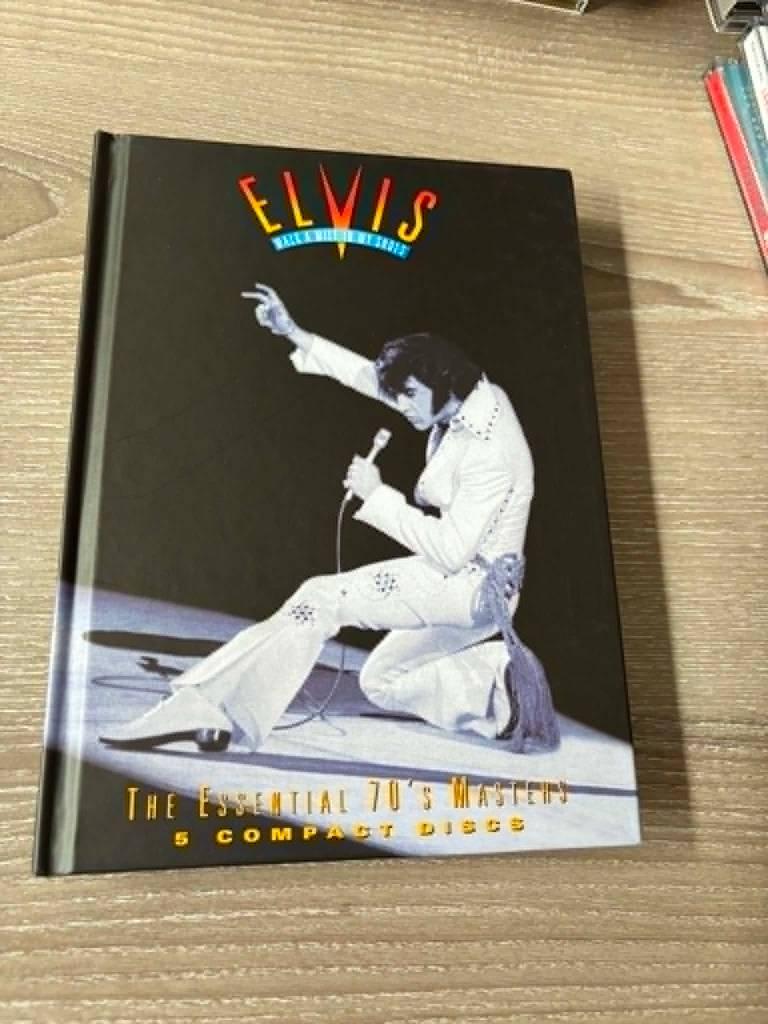 Elvis 5cd box, The essential 70's masters, slechts 20 euro,, Cd's en Dvd's, Ophalen of Verzenden, Zo goed als nieuw, Rock-'n-Roll