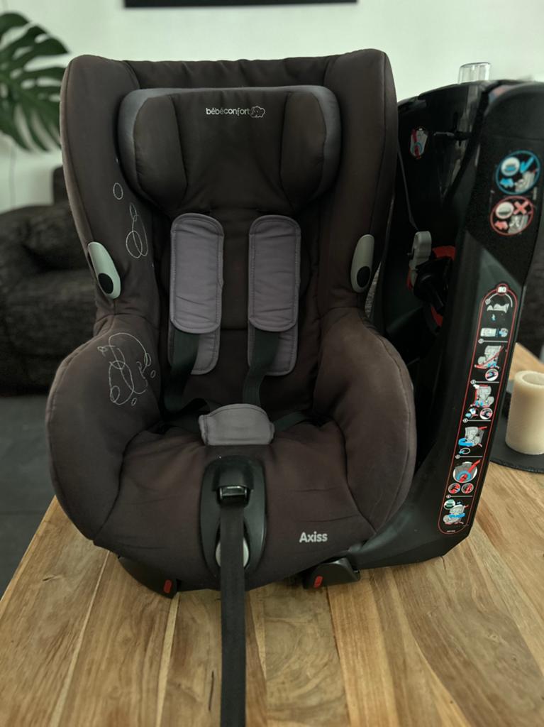 Bébé confort Axiss autostoel met draaifunctie, Enfants & Bébés, Sièges auto, Utilisé, 9 à 18 kg, Ceinture de sécurité, Mode veille