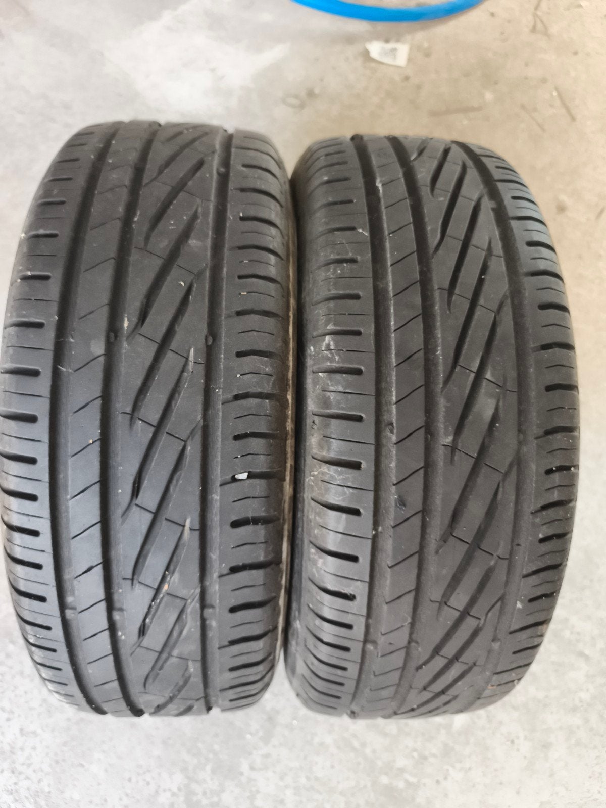 2 zeer goede banden Uniroyal 185/55 R15 82H, Ophalen