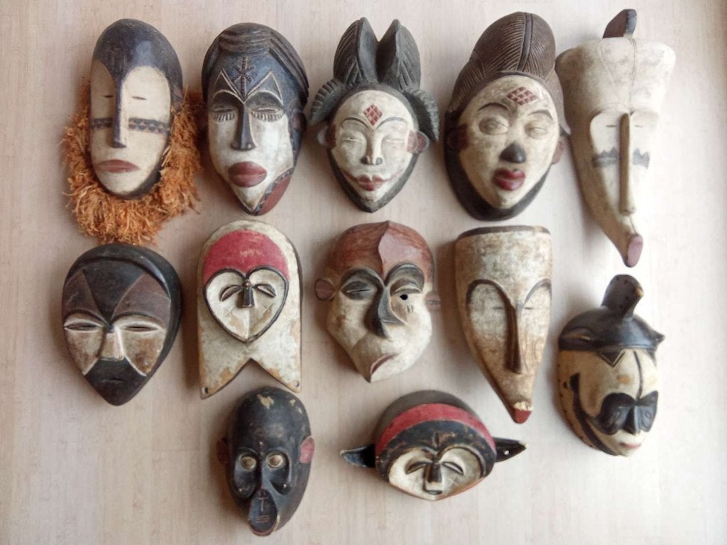 Afrikaanse maskers lot van 12 stuks, Afrique, Bois, Enlèvement ou Envoi, Fait main