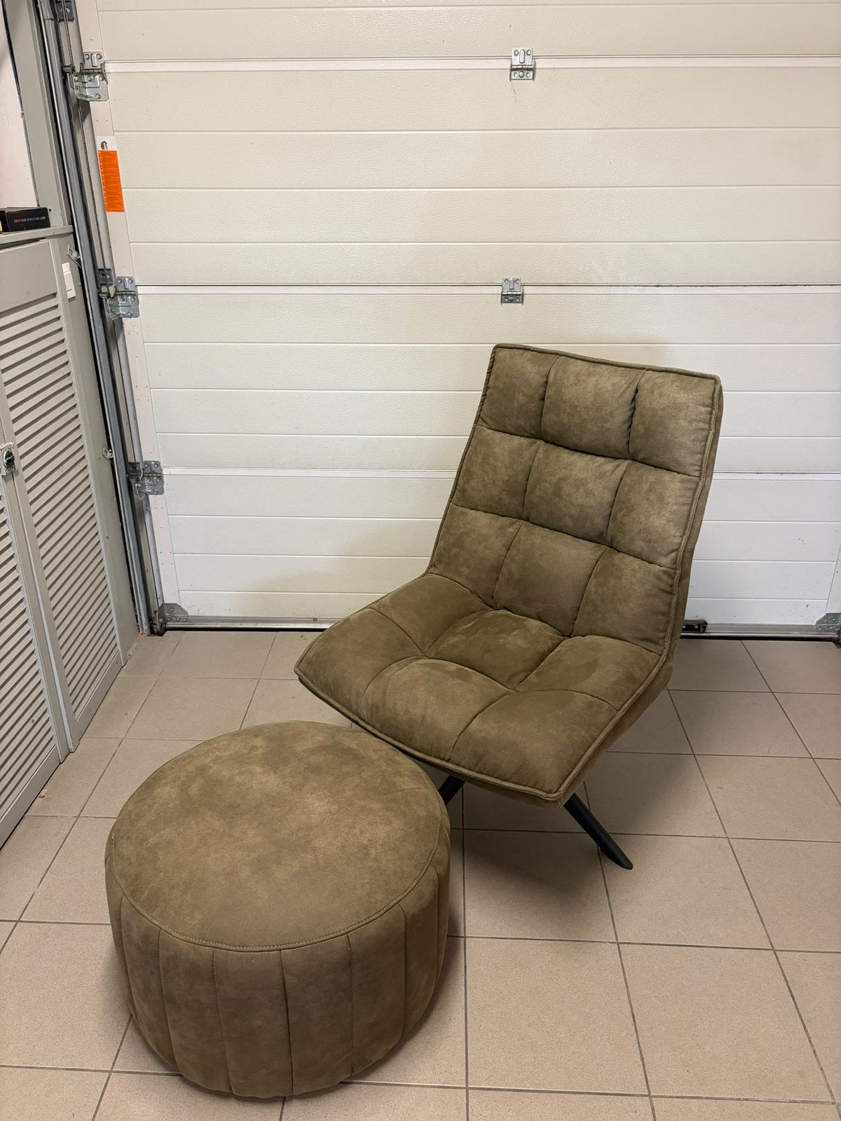 Relaxzetel en poef, Huis en Inrichting, Ophalen, Zo goed als nieuw, Metaal, Landelijk strak