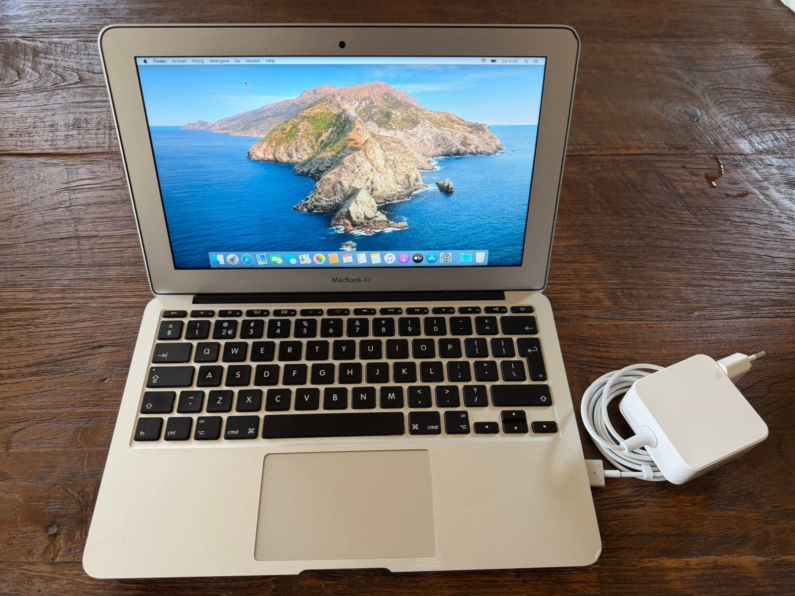 Apple MacBook Air 11,1” 1,7GHz i5 4GB 256GB inclusief lader, Computers en Software, 256 GB, Qwerty, Ophalen of Verzenden, Zo goed als nieuw